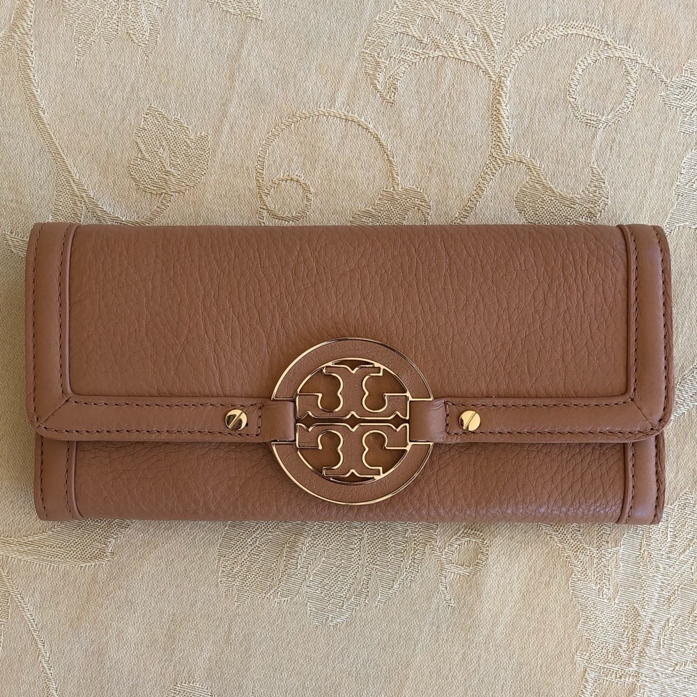 Tory Burch brown leather wallet with good hardware